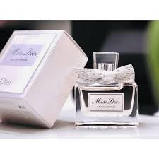 Miss Dior Blooming Bouquet Eau de Toilette – Mini (5ml / 0.17 fl oz)