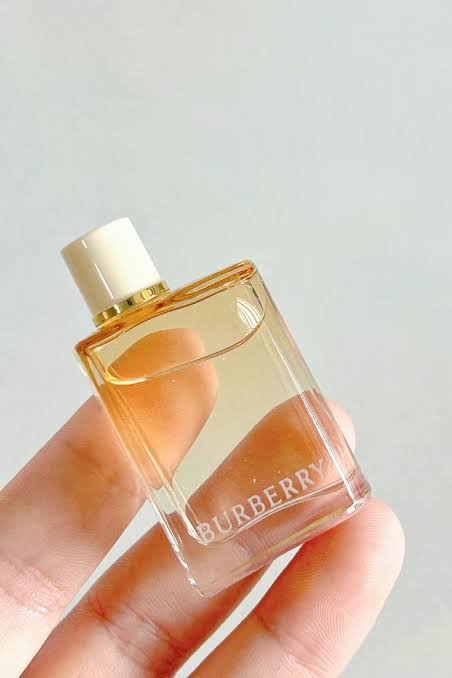 Burberry Her London Dream Eau de Parfum – Mini (5ml / 0.17 fl oz)