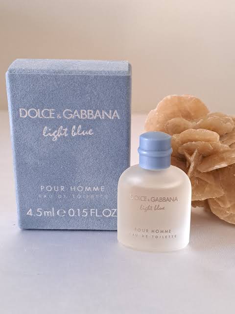 Dolce & Gabbana Light Blue Eau de Toilette – Mini (4.5ml / 0.15 fl oz)