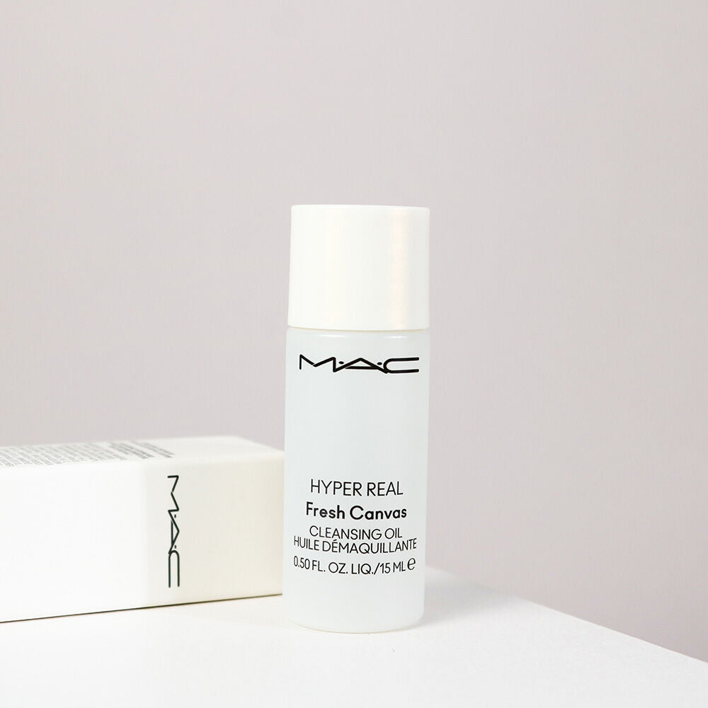 MAC Hyper Real Fresh Canvas Cleansing Oil – 15ml Miniature