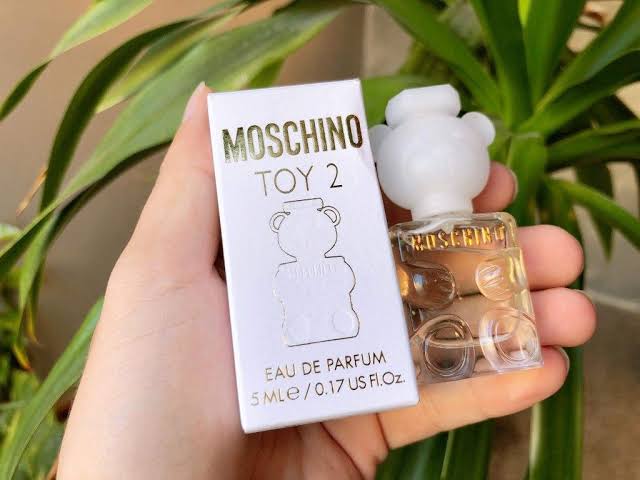 Moschino Toy 2 Eau de Parfum – Mini (5ml / 0.17 fl oz)